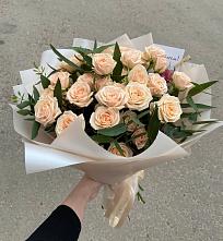 Букет Кремовые розы Латте в Кемерово