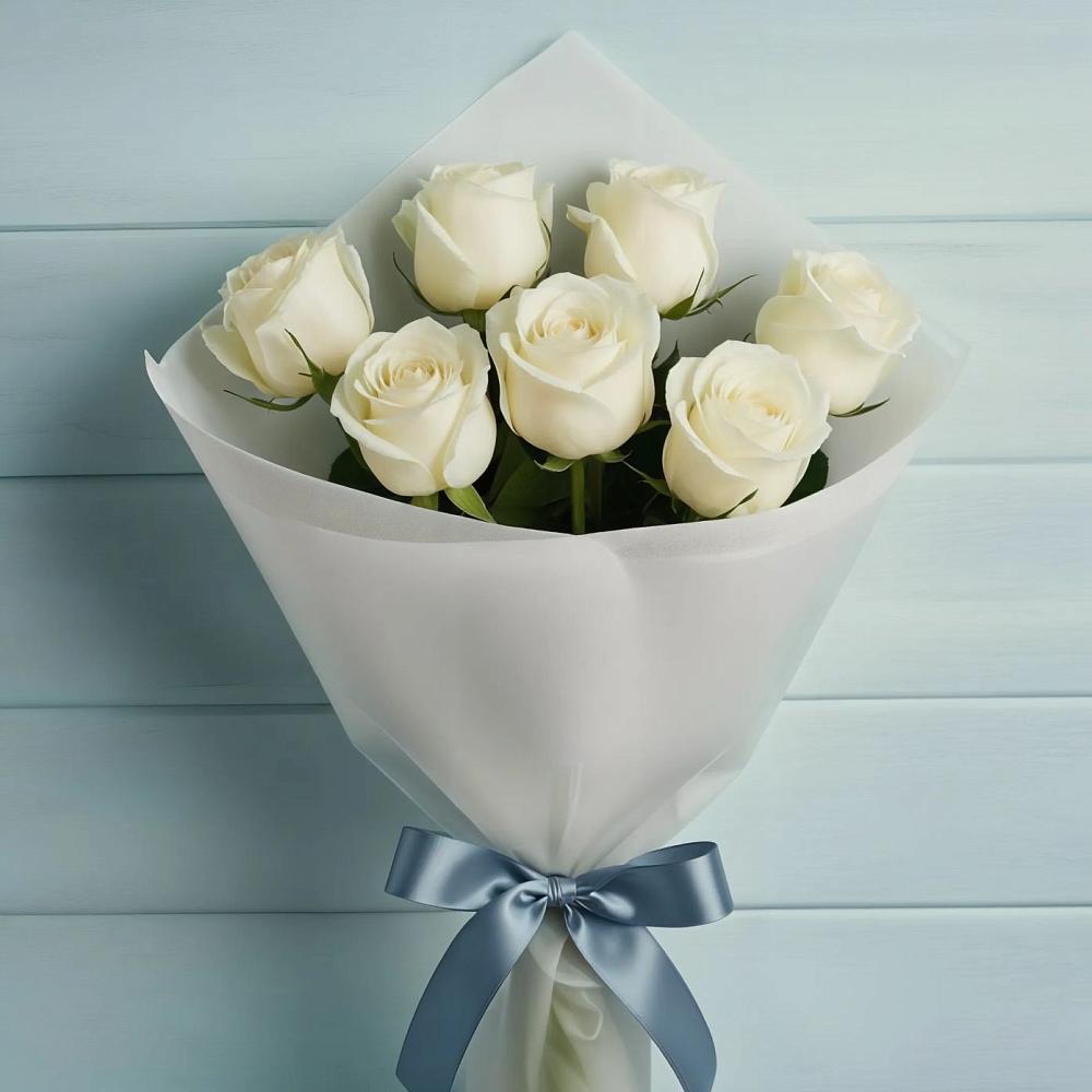 Букет 7 Белых роз Эдлесс Лав в Кемерово